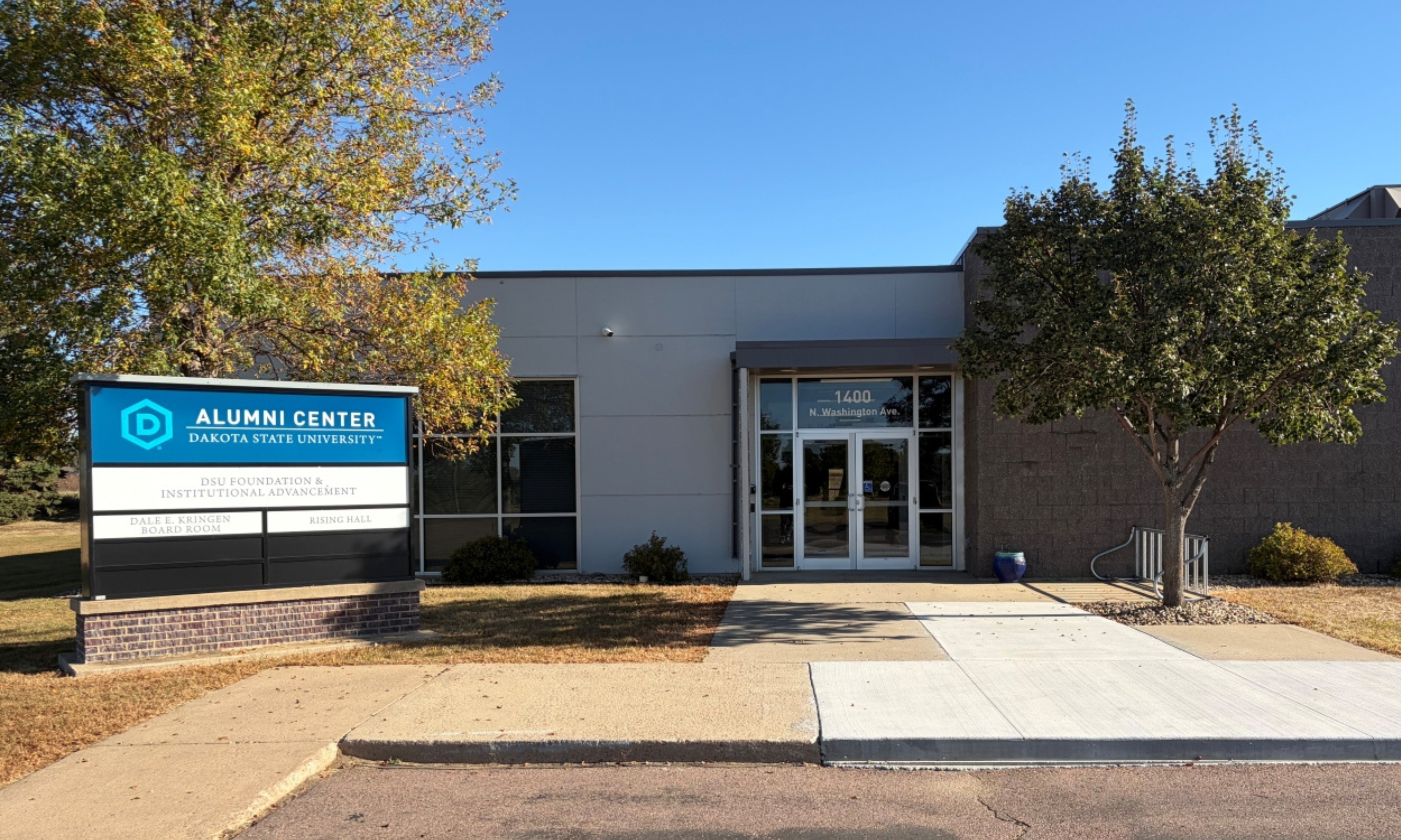 DSU Alumni Center picture
